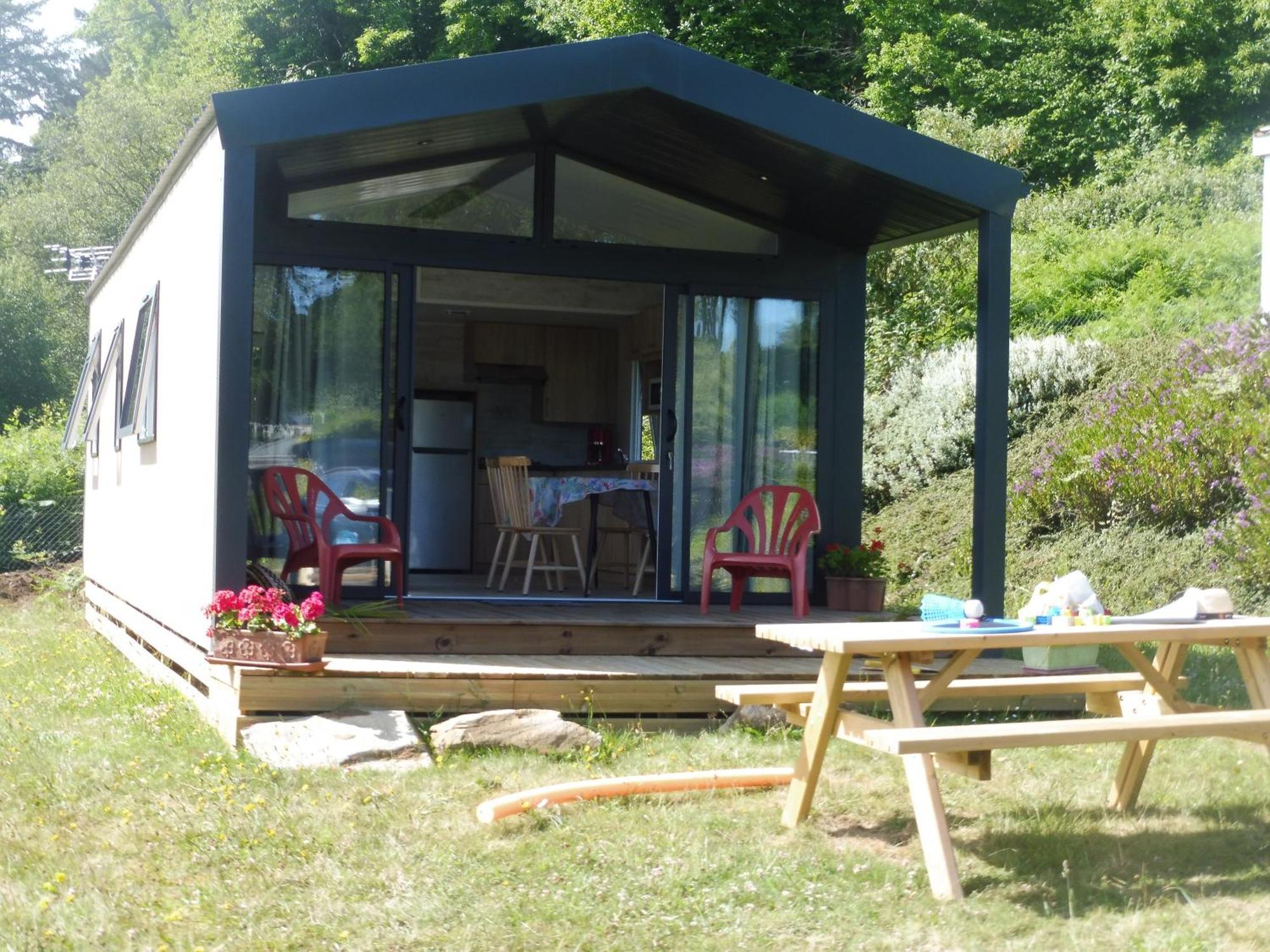 Camping De Trezulien ドゥアルヌネ エクステリア 写真