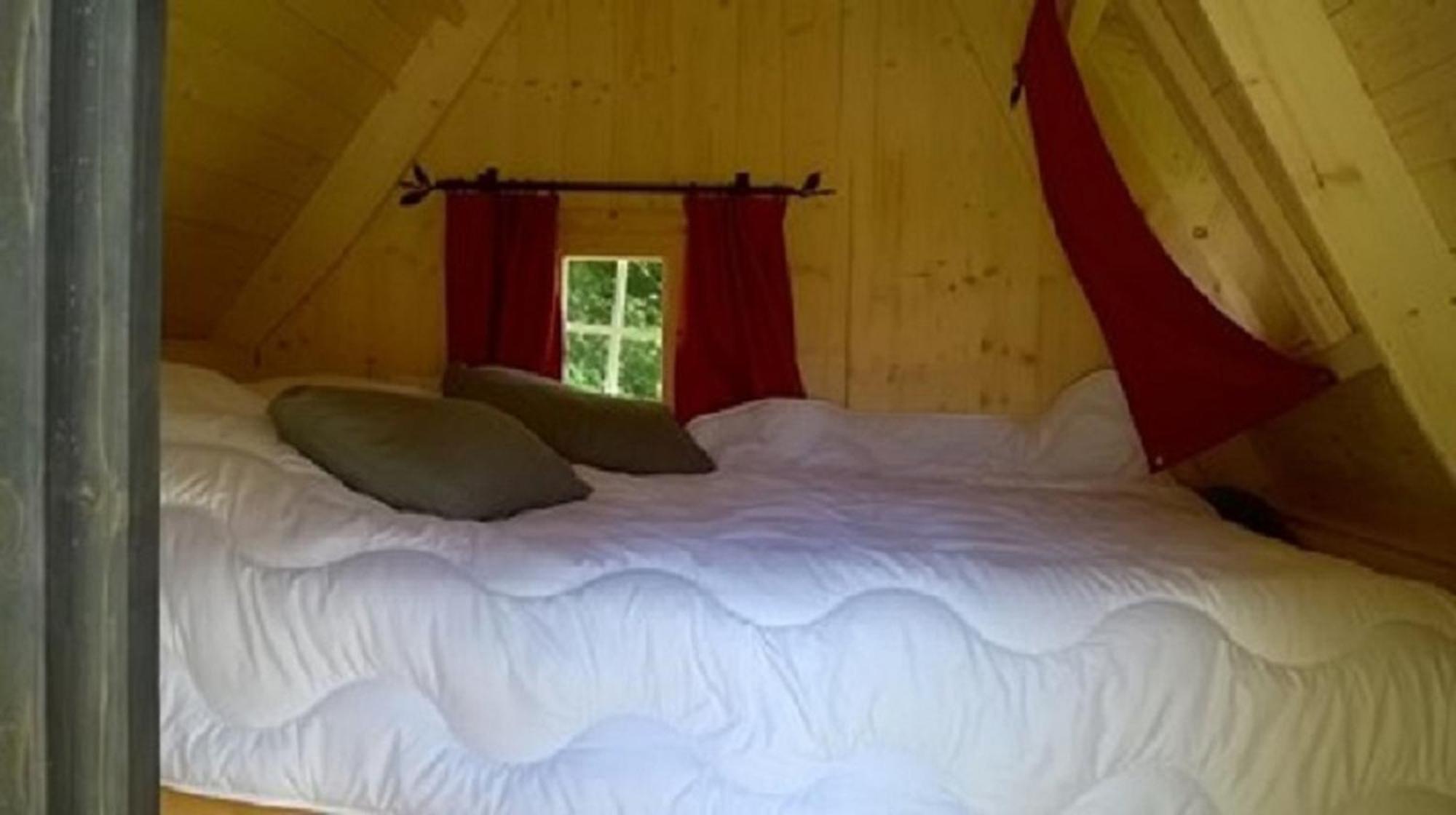 Camping De Trezulien ドゥアルヌネ エクステリア 写真