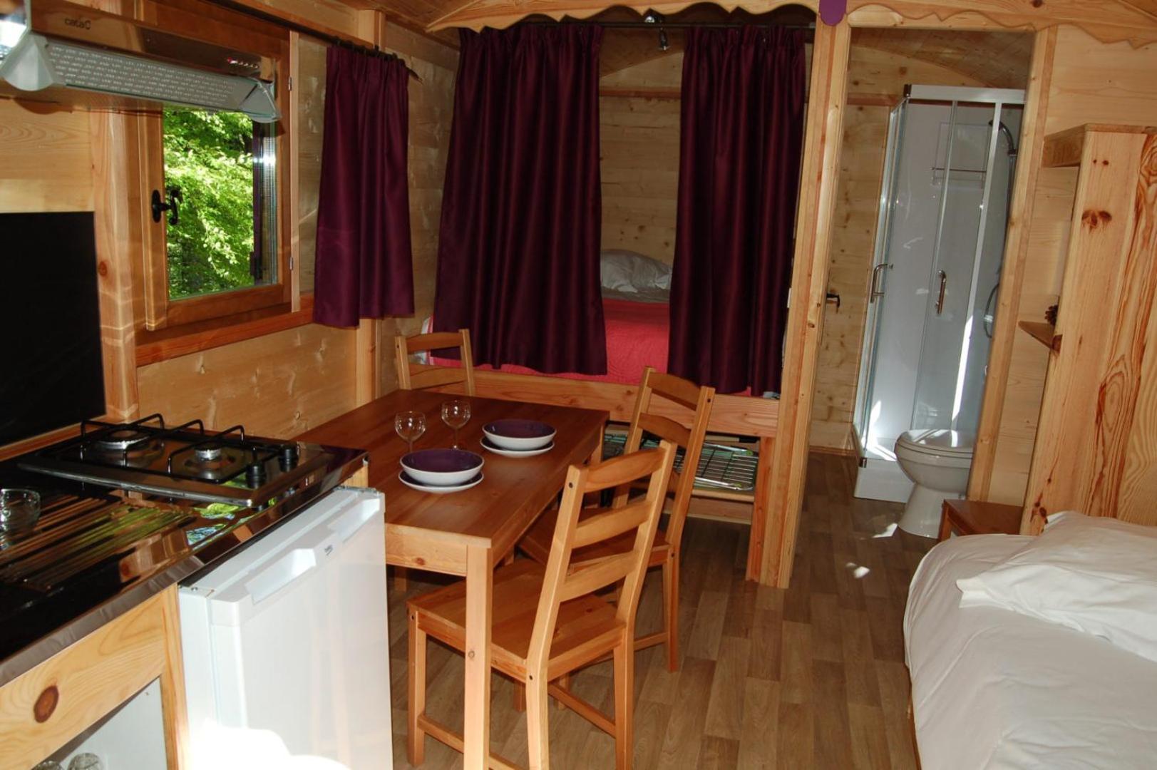 Camping De Trezulien ドゥアルヌネ エクステリア 写真